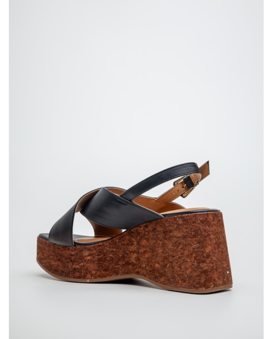 image_e50957c1-05b9-4ad1-8c74-4cf085eb01b1