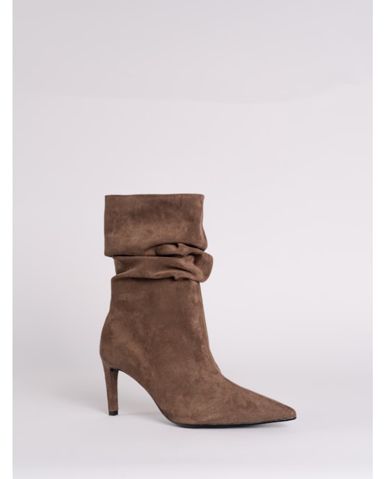 image_6b6aa528-5f96-4b89-8221-1d59d417670e