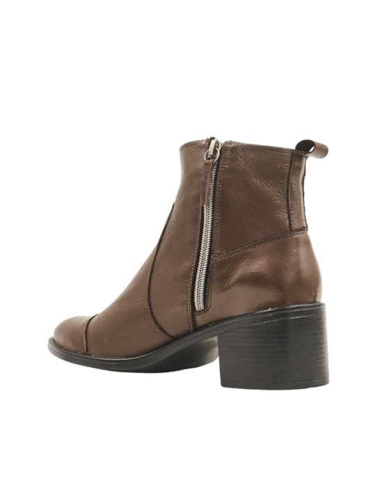 image_676bcb8a-02e9-4d6f-a90e-67d8ceaeb9a5