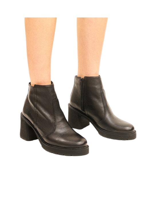 image_e4a3a72f-e72a-4233-814c-4c807947a9f8