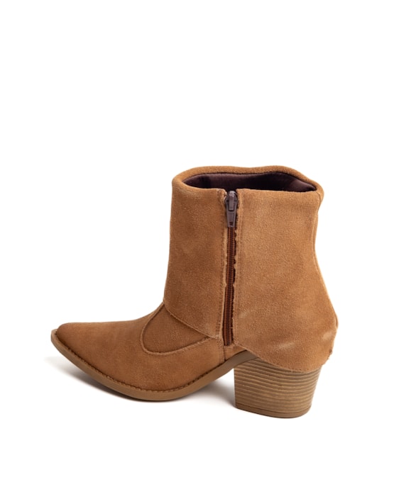 image_40f257fe-445a-49b1-b424-de29096b722a