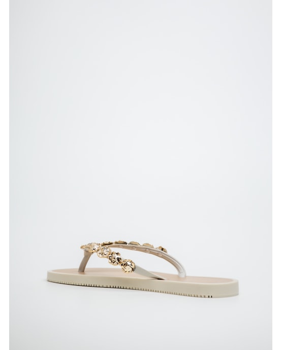 image_e0e40e4b-ef74-4f70-b929-c709a2a6a6a3