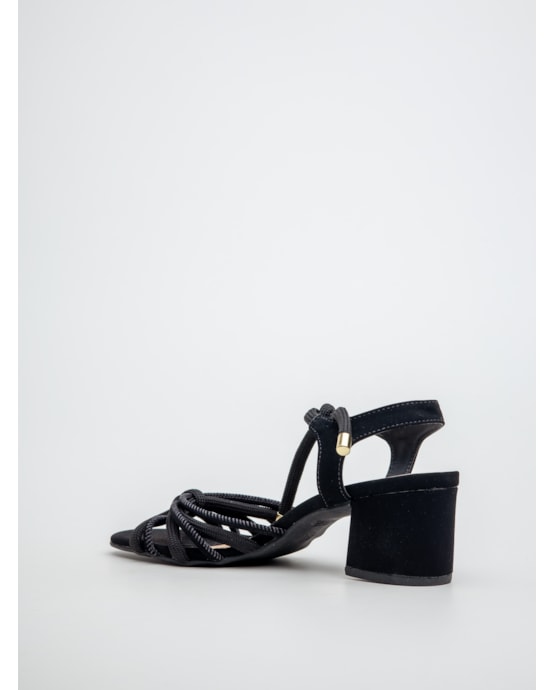 image_cbd8d9e4-065a-4a69-b4b1-d39050aba46a