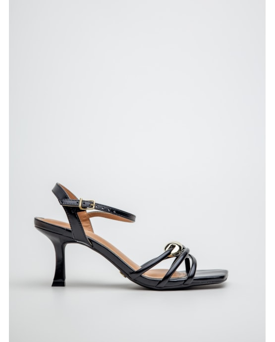 image_40dd081b-2a9f-4a67-bc41-23549fed9140