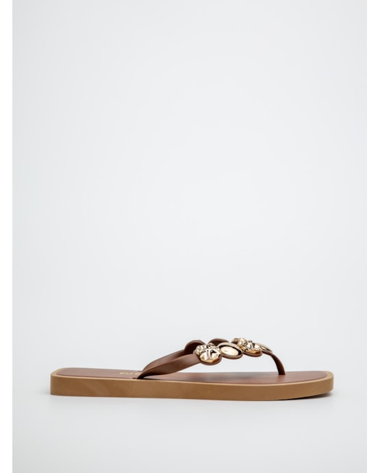 image_b1cebe67-b73b-42e9-8779-a81e8d22c29f