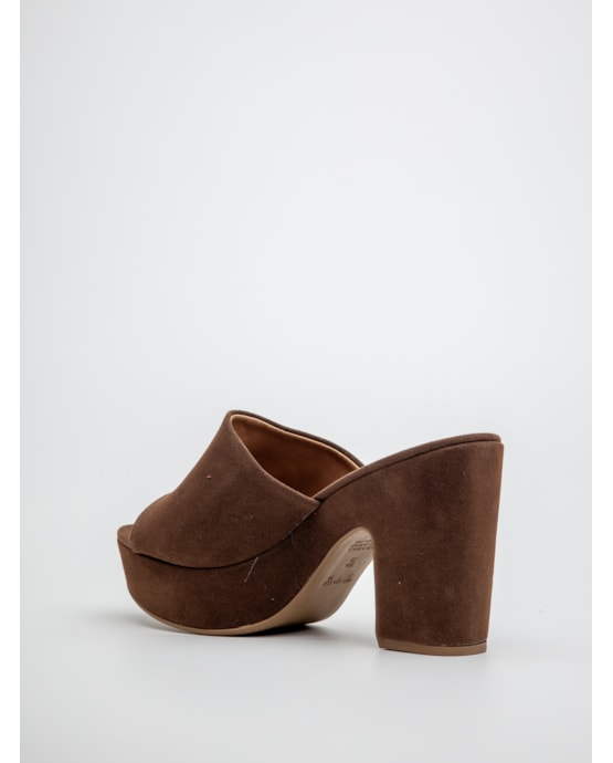 image_c79bd3da-e958-43d6-9290-453450346854