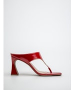 ESSENZA SCARLET