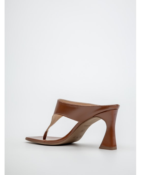 image_b9c6c80c-bd24-48b2-8f84-27355b8f8054